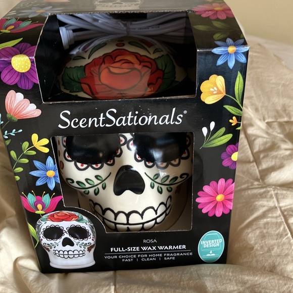 ScentSational Day of the Dead Wax Warmer – Illuminate Your Home Rosa - Picture 2 of 6